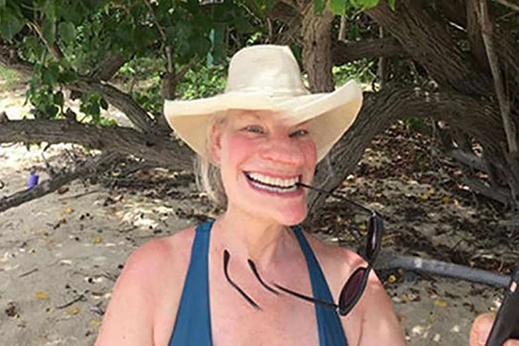 39 Awkward Vacation Photos You Absolutely Should See