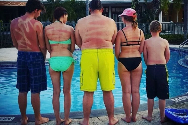 39 Awkward Vacation Photos You Absolutely Should See