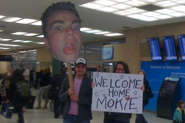 42 Unusual Airport Photos