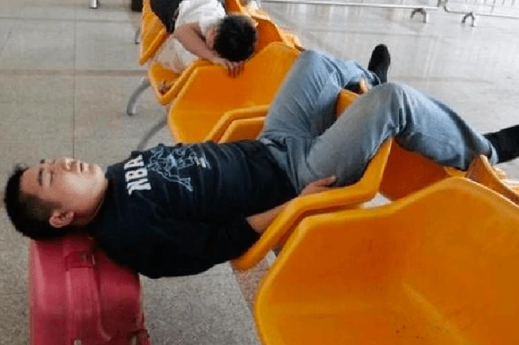 42 Unusual Airport Photos