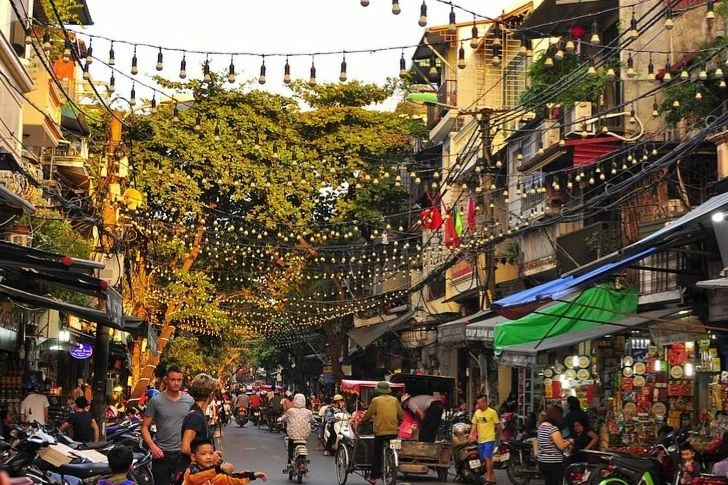 I Caught Feelings For Their Culture”: 40 Cities People Can’t Get Over