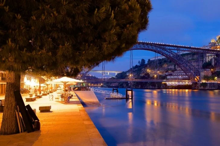 I Caught Feelings For Their Culture”: 40 Cities People Can’t Get Over