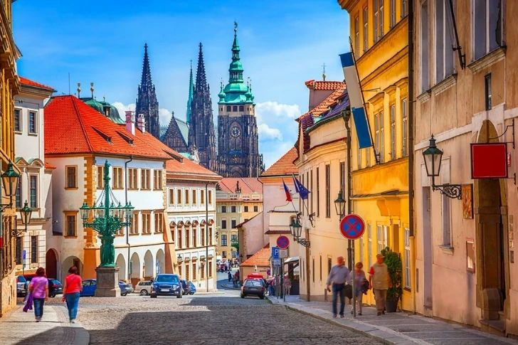 I Caught Feelings For Their Culture”: 40 Cities People Can’t Get Over