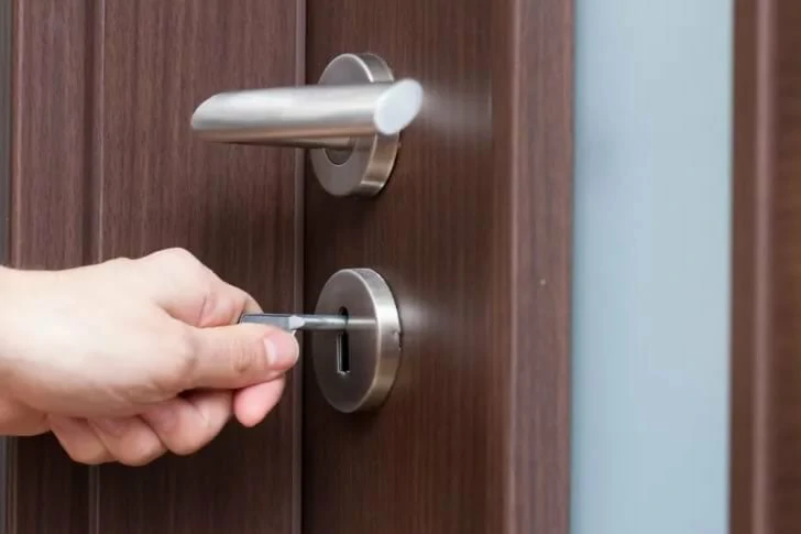 Man gives hitchhiker a lift home—and is shocked by the news the next day