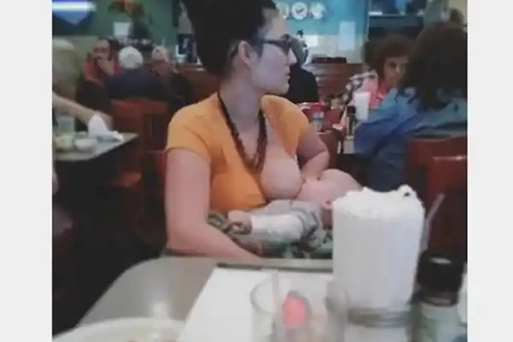 The waitress wrote a letter to her father without her mother's knowledge