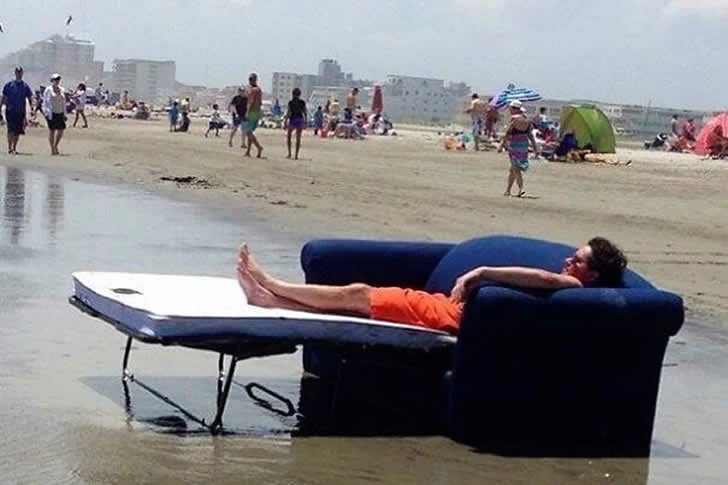 これらのビーチの写真を見れば、きっと大声で笑ってしまうでしょう。